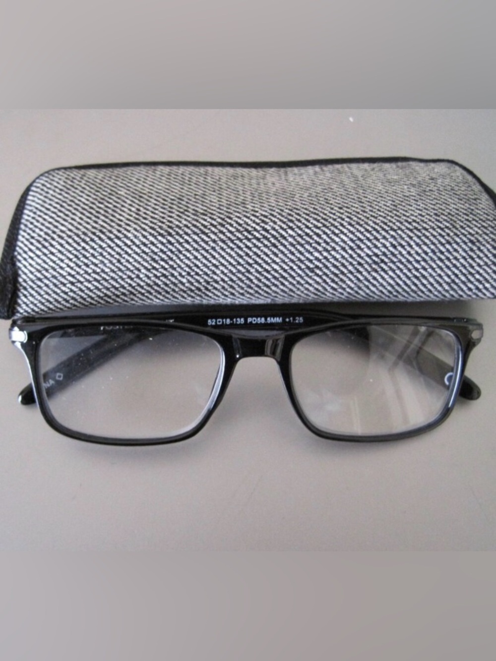 Foster Grant reading glasses +1.25